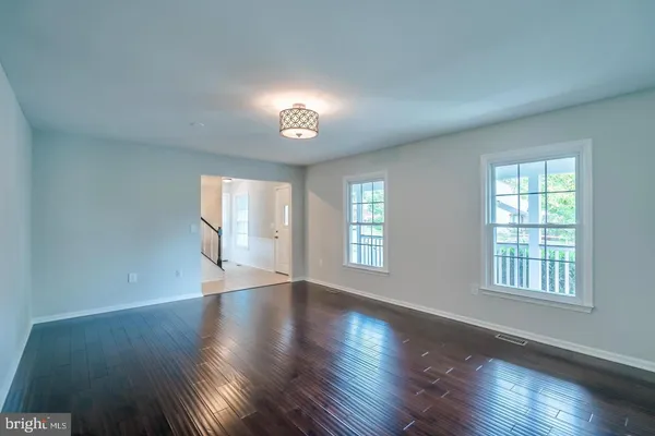 $3,550 | 503 Hunt Way Lane, Herndon, VA 20170