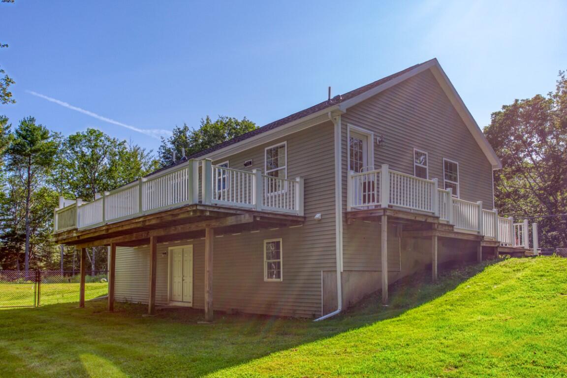 113 West Side Road Boothbay, ME 04571 - Photo 5 of 24 113WestSideRd-5227