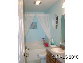 740 Springwater Road Kokomo, IN 46902 - Photo 9 of 13 Gallery Image 9