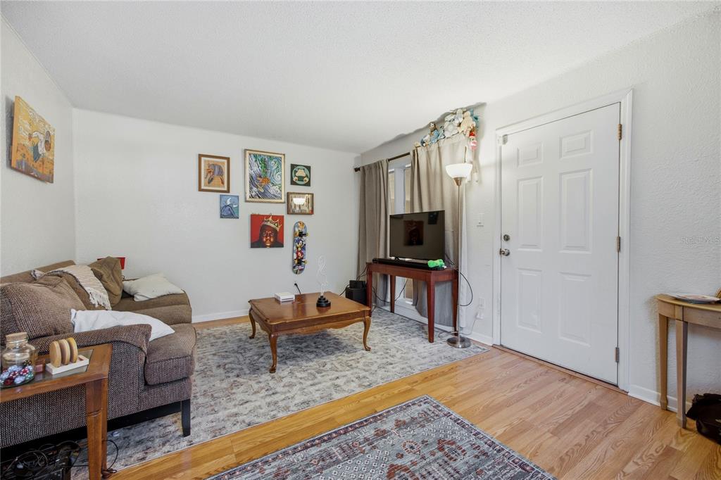 507 Northwest 39th Road, Unit 114 Gainesville, FL 32607 - Photo 6 of 41