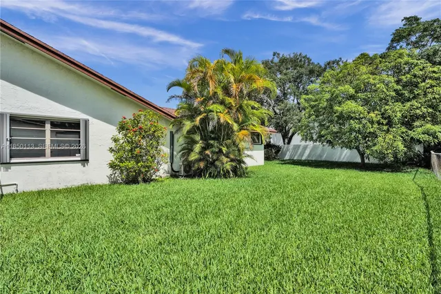 $1,200,000 | 9461 Southwest 134th Street, Miami, FL 33176