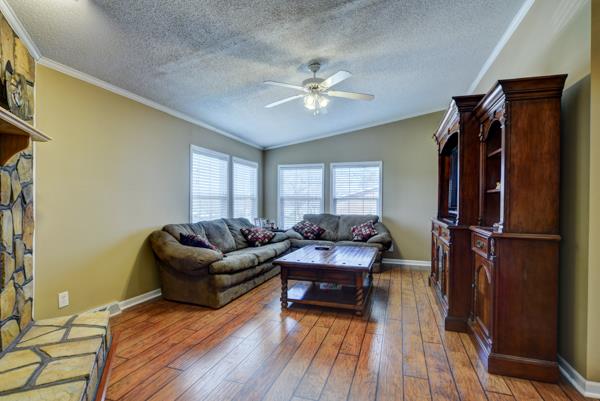 4339 South Garrett Road Springfield, TN 37172 - Photo 10 of 28 a living room with furniture and a wooden floor