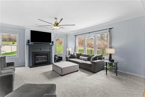 $779,000 | 237 Morning Grove Lane, Valencia, PA 16059