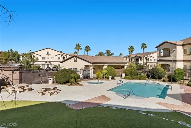 $289,900 | 2291 West Horizon Ridge Parkway, Unit 11264, Henderson, NV 89052