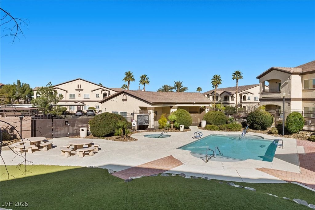 2291 West Horizon Ridge Parkway, Unit 11264 Henderson, NV 89052 - Photo 17 of 18