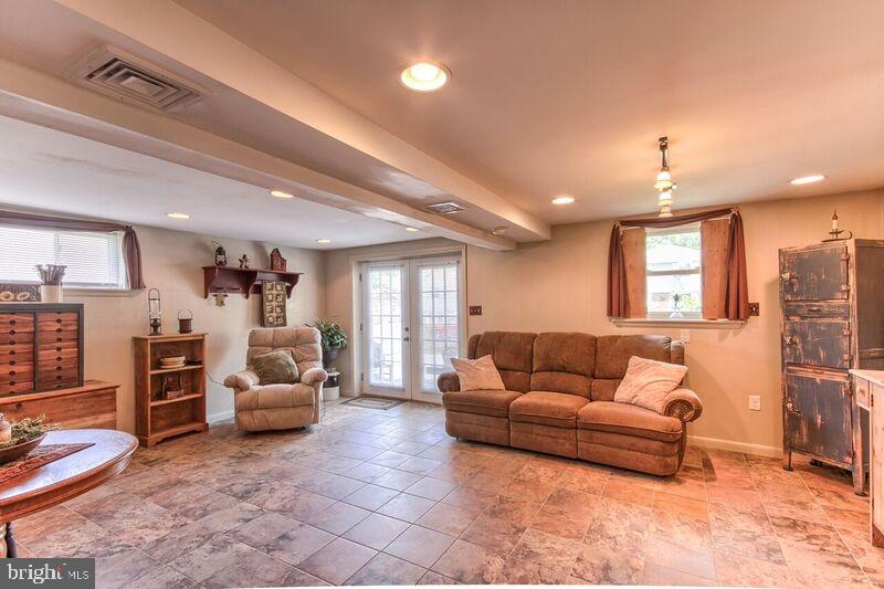 122 Henry Road Enola, PA 17025 - Photo 13 of 25 Gallery Image 13
