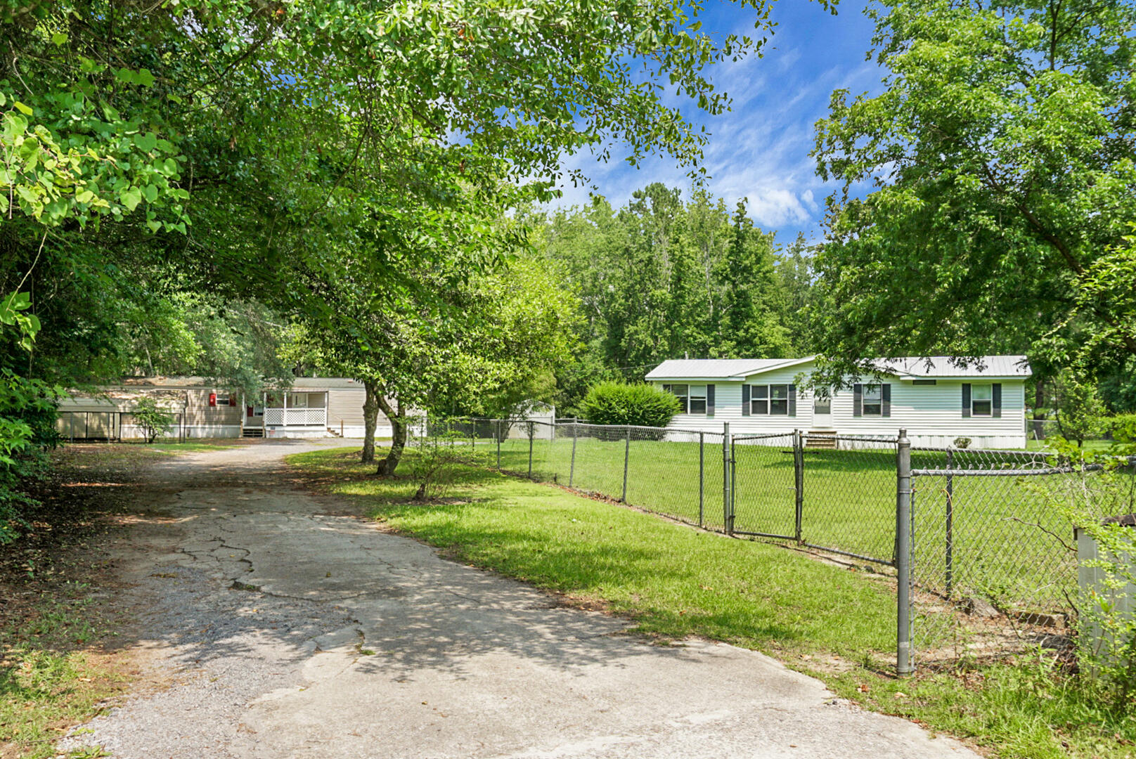 165 Groomsville Road Moncks Corner, SC 29461 - Photo 2 of 45 DSC01289