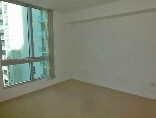 $2,600 | 300 South Biscayne Boulevard, Unit T1703, Miami, FL 33131