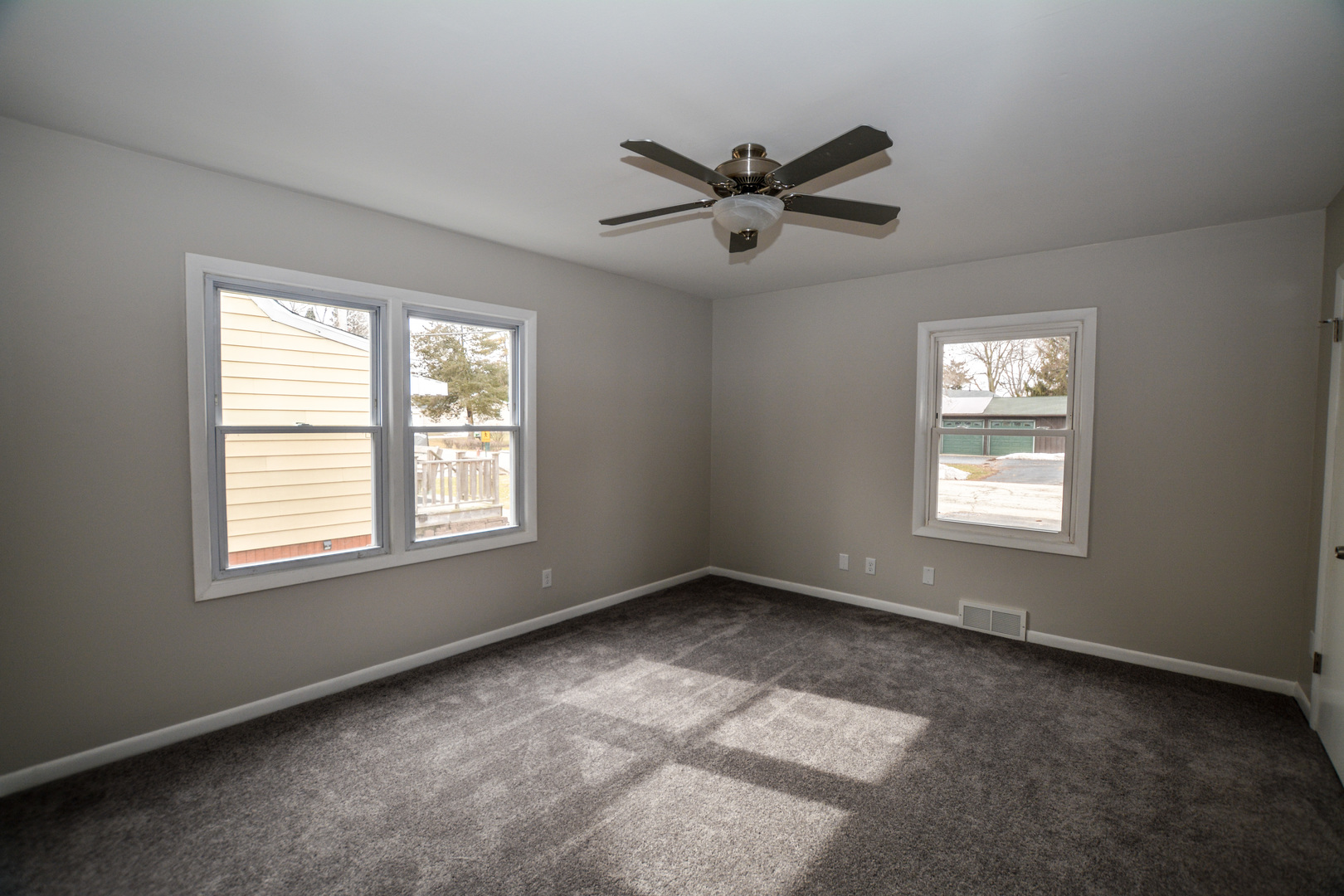 34925 North Decorah Avenue Ingleside, IL 60041 - Photo 13 of 32
