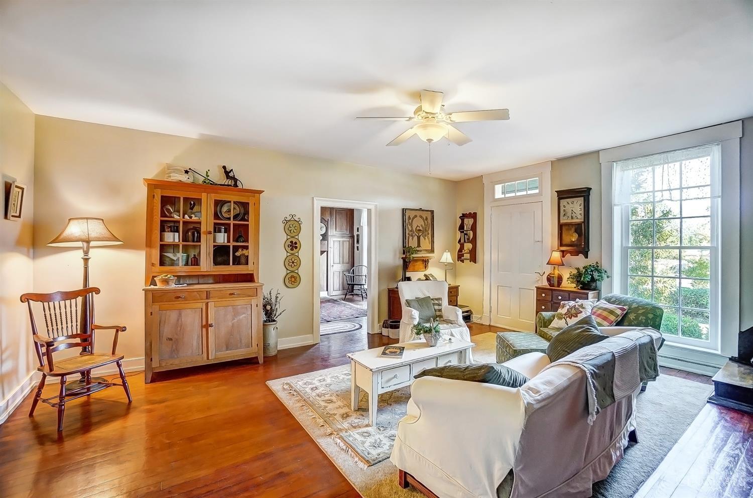 10305 Montgomery Road Montgomery, OH 45242 - Photo 16 of 66 Gallery Image 16