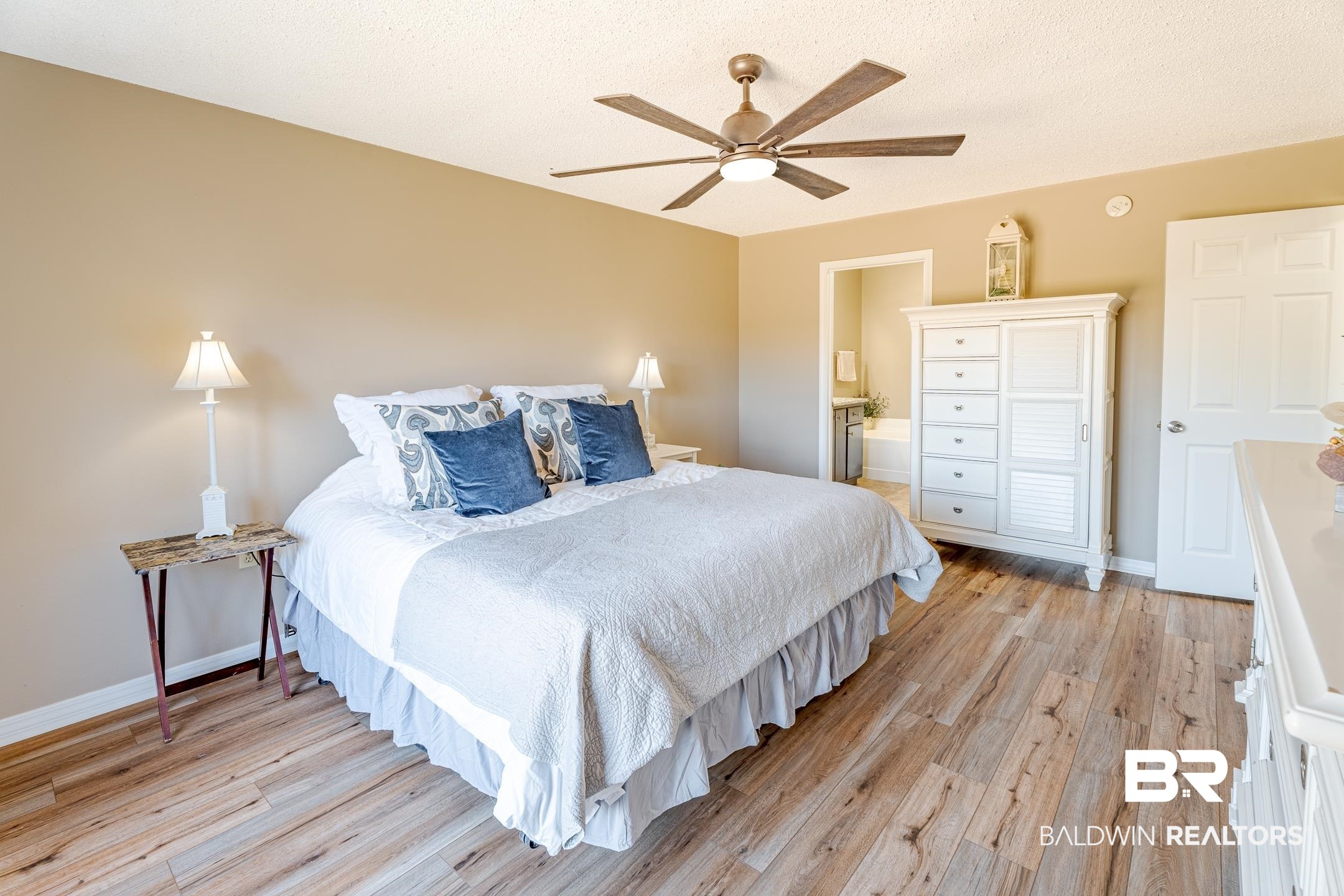 12780 Hilliard Jenkins Road Loxley, AL 36551 - Photo 22 of 32 Primary Suite