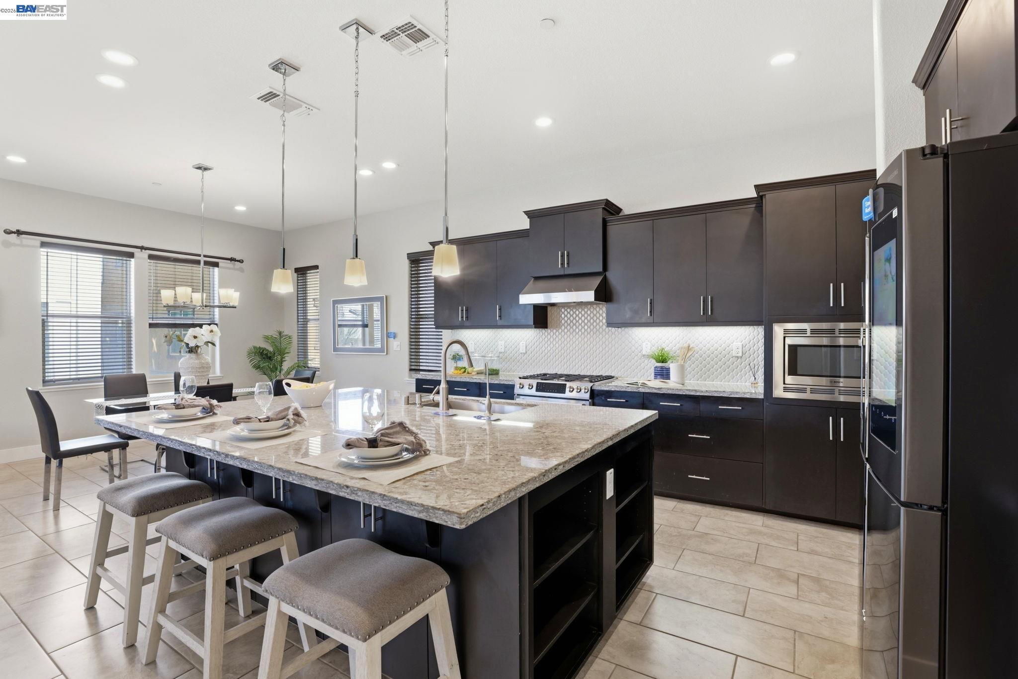 1380 Brookline Loop Pleasanton, CA 94566 - Photo 15 of 56