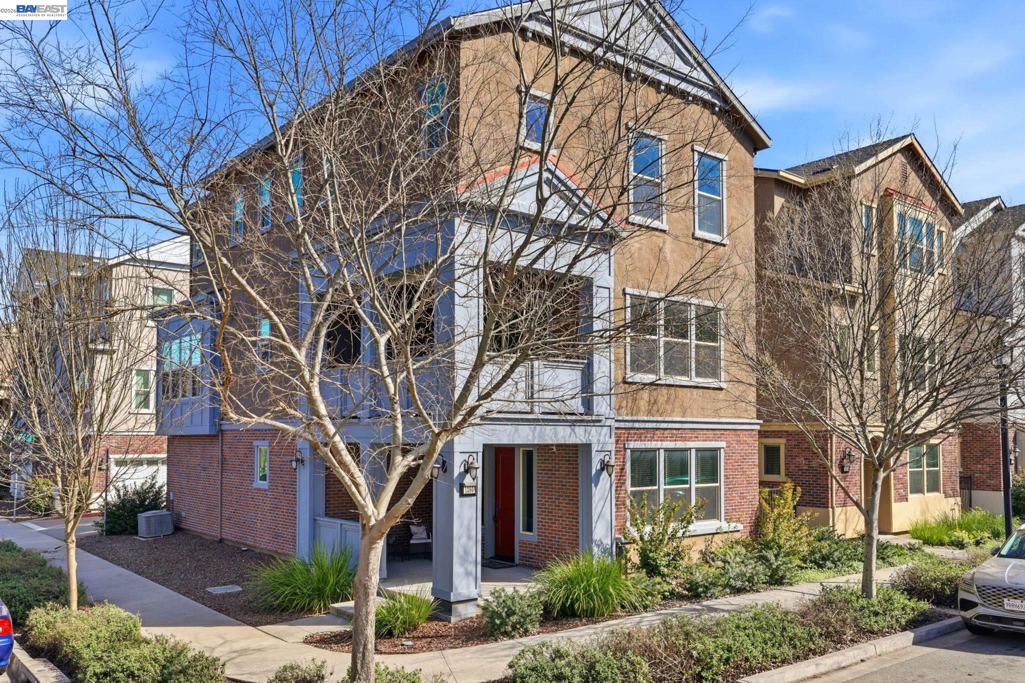 1380 Brookline Loop Pleasanton, CA 94566 - Photo 3 of 56