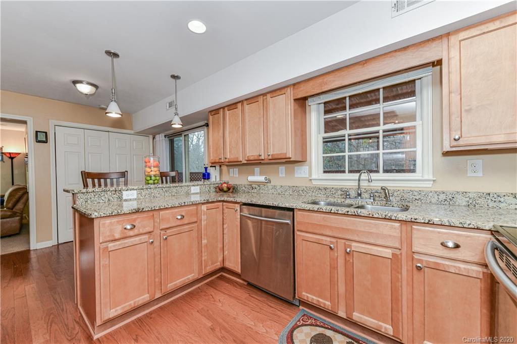127 Sandymead Road, Unit 26 Matthews, NC 28105 - Photo 8 of 26 Gallery Image 8