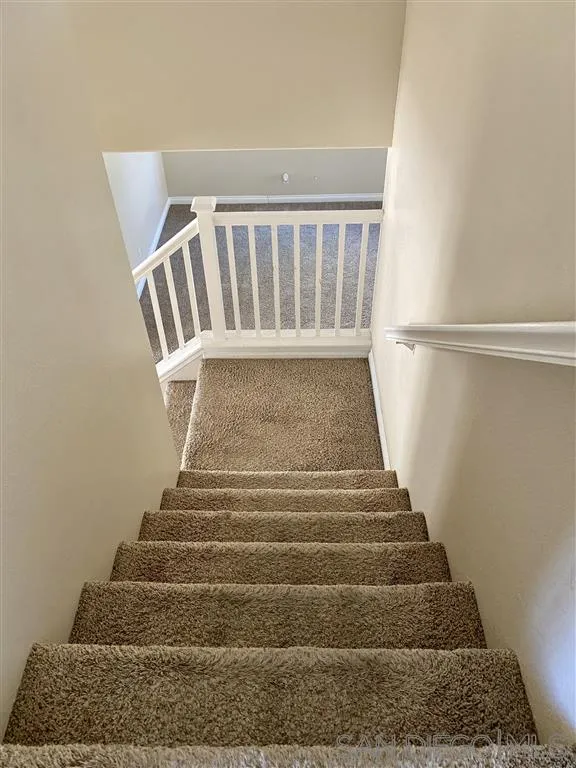 33734 Abbey Road Temecula, CA 92592 - Photo 8 of 25 a view of entryway