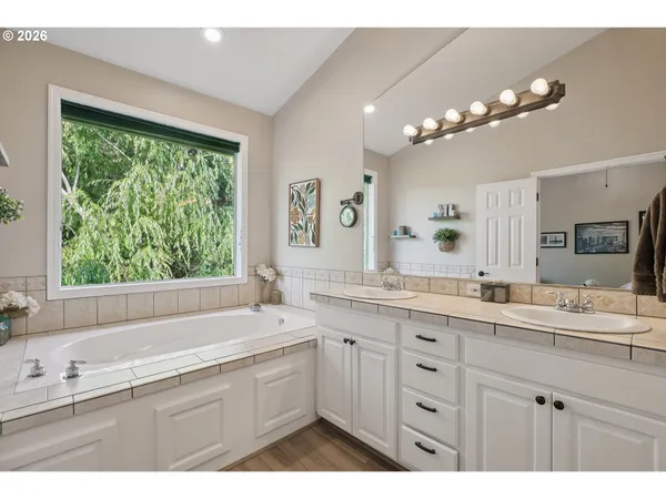 $745,000 | 16117 Southeast Goosehollow Drive, Damascus, OR 97089