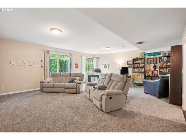 $745,000 | 16117 Southeast Goosehollow Drive, Damascus, OR 97089