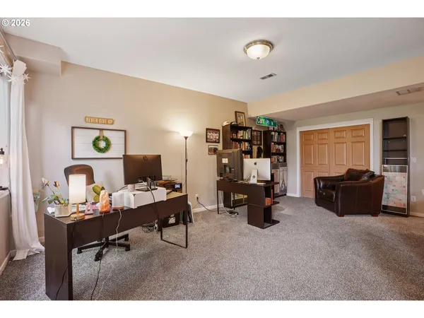 $745,000 | 16117 Southeast Goosehollow Drive, Damascus, OR 97089