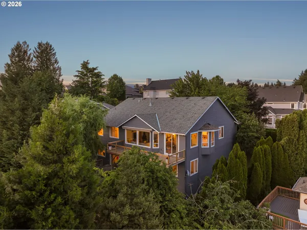 $745,000 | 16117 Southeast Goosehollow Drive, Damascus, OR 97089