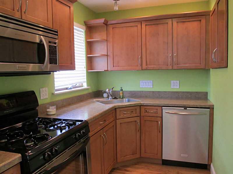 1317 Jefferson Heights Road Pittsburgh, PA 15235 - Photo 5 of 12 Kitchen.