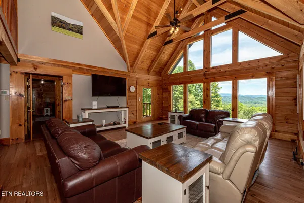 $1,299,000 | 985 Old Cades Cove Road, Townsend, TN 37882