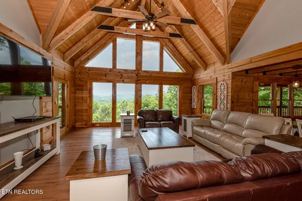 $1,299,000 | 985 Old Cades Cove Road, Townsend, TN 37882