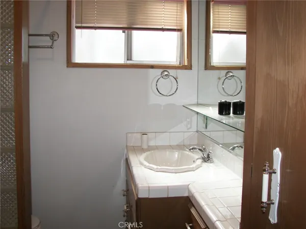 $2,300 | 21636 Sawpit Canyon Road, Cedarpines Park, CA 92322