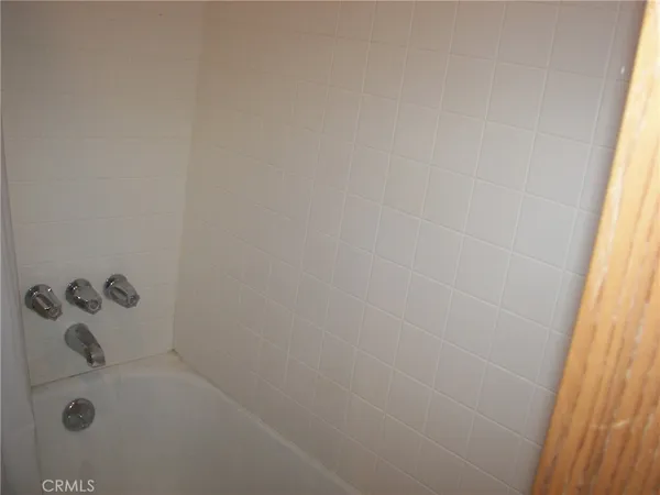 $2,300 | 21636 Sawpit Canyon Road, Cedarpines Park, CA 92322