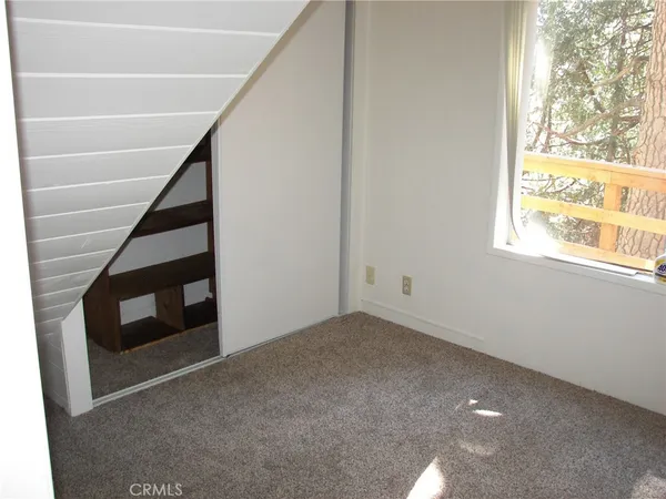 $2,300 | 21636 Sawpit Canyon Road, Cedarpines Park, CA 92322