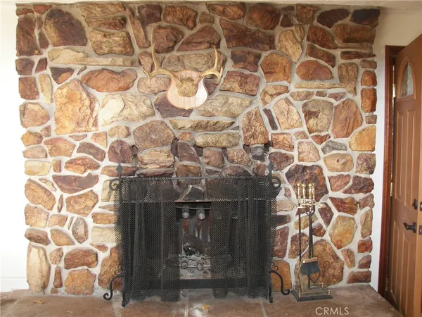 $2,300 | 21636 Sawpit Canyon Road, Cedarpines Park, CA 92322