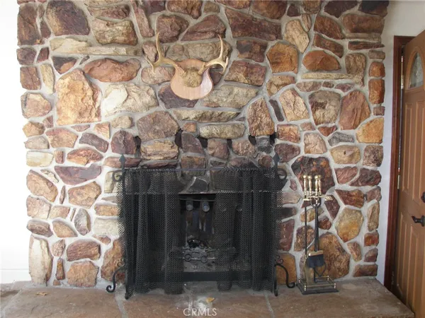 $2,300 | 21636 Sawpit Canyon Road, Cedarpines Park, CA 92322