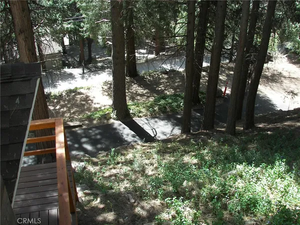 $2,300 | 21636 Sawpit Canyon Road, Cedarpines Park, CA 92322