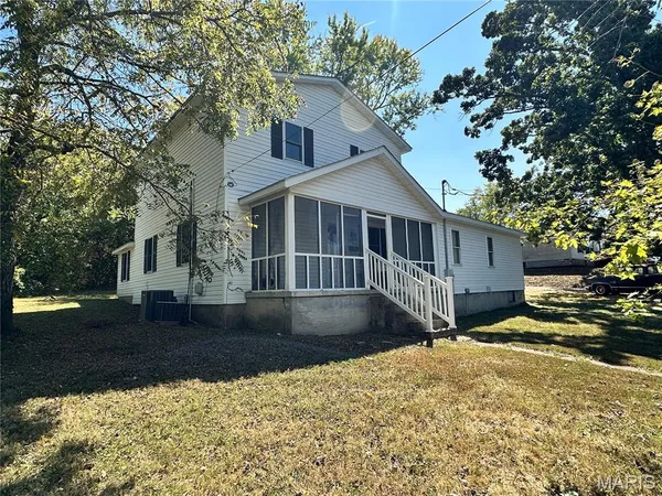 $209,900 | 604 South Elmer Street, Salem, MO 65560