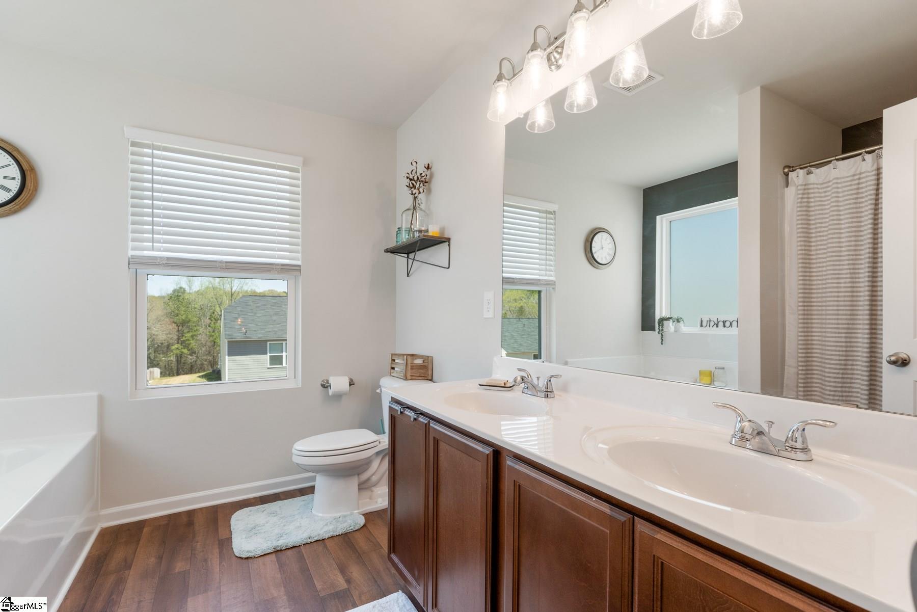 114 Elmhurst Lane Anderson, SC 29621 - Photo 19 of 24 Gallery Image 19