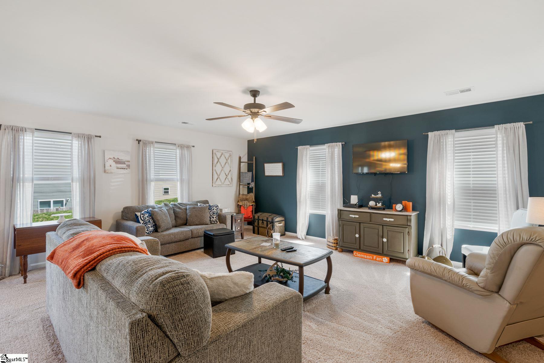 114 Elmhurst Lane Anderson, SC 29621 - Photo 7 of 24 Gallery Image 7