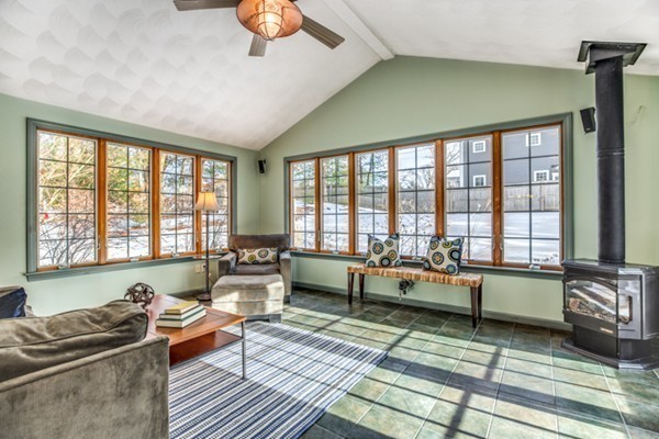 38 Munroe Road Lexington, MA 02421 - Photo 6 of 20