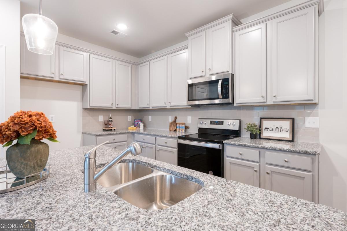 121 Greenview Court Homer, GA 30547 - Photo 16 of 42
