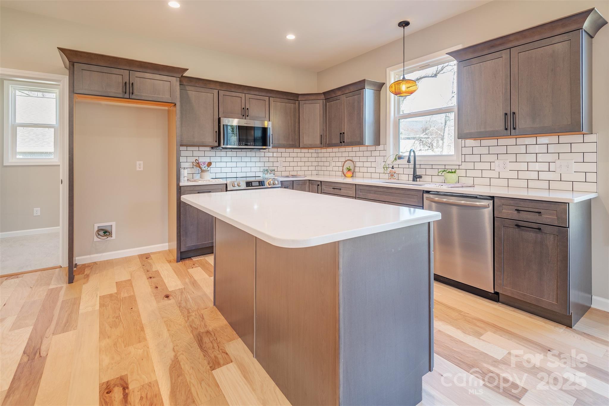 34 Gudger Road Candler, NC 28715 - Photo 11 of 33 Gallery Image 11