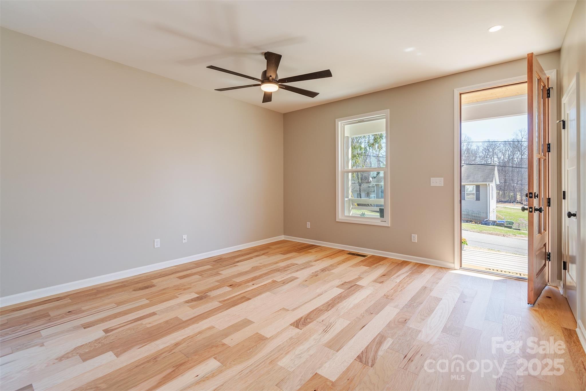 34 Gudger Road Candler, NC 28715 - Photo 4 of 33 Gallery Image 4