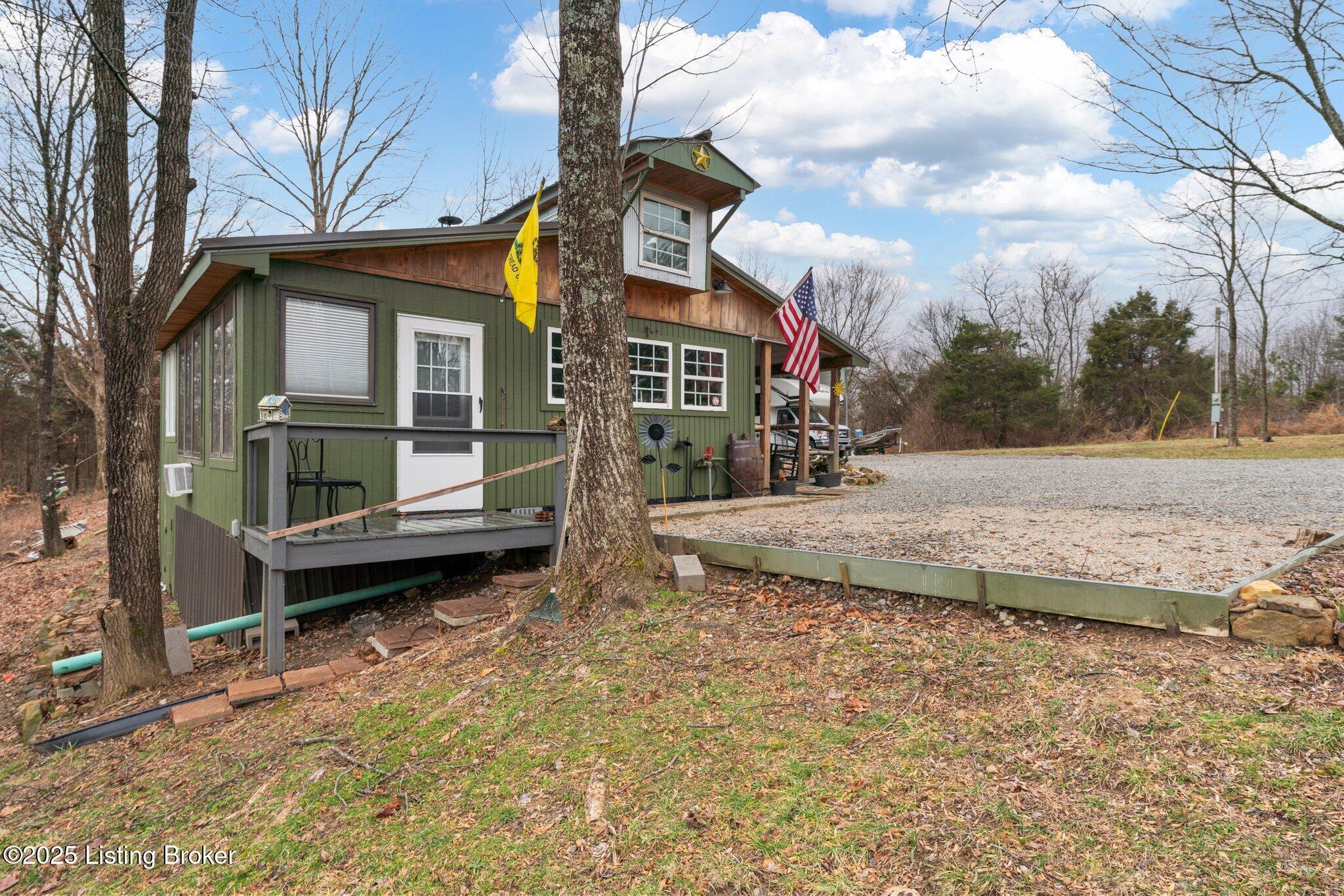 161 Ashley Road Clarkson, KY 42726 - Photo 3 of 22 3-web-or-mls-DSC09642