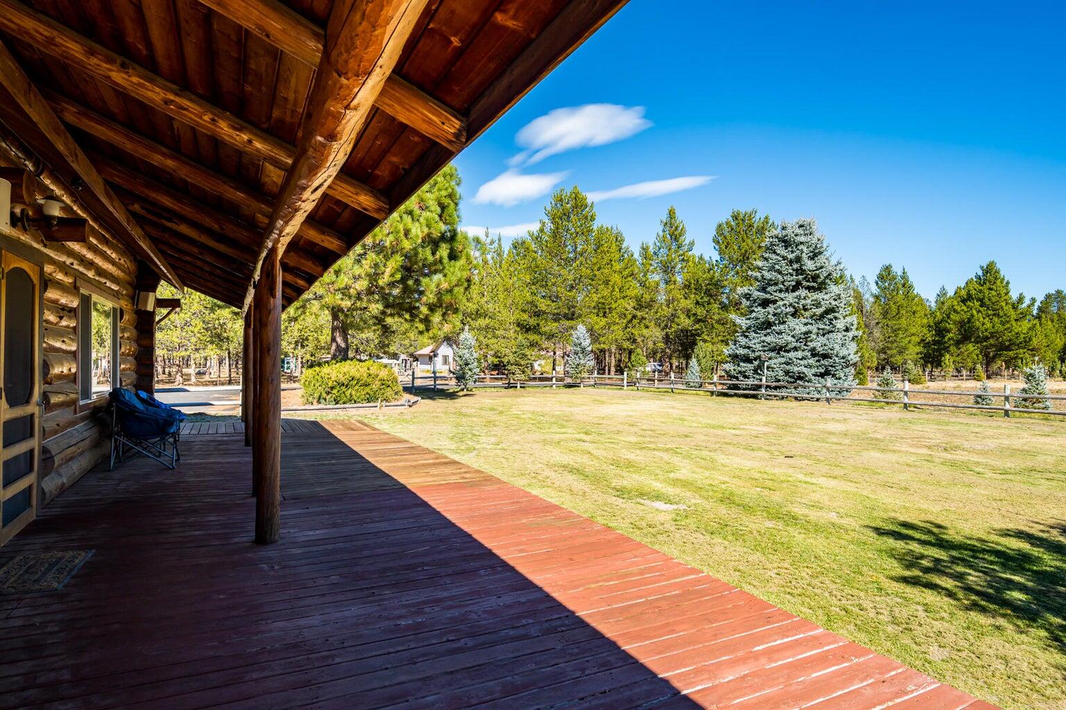 52687 Day Road La Pine, OR 97739 - Photo 29 of 31 Day Rd porch east side