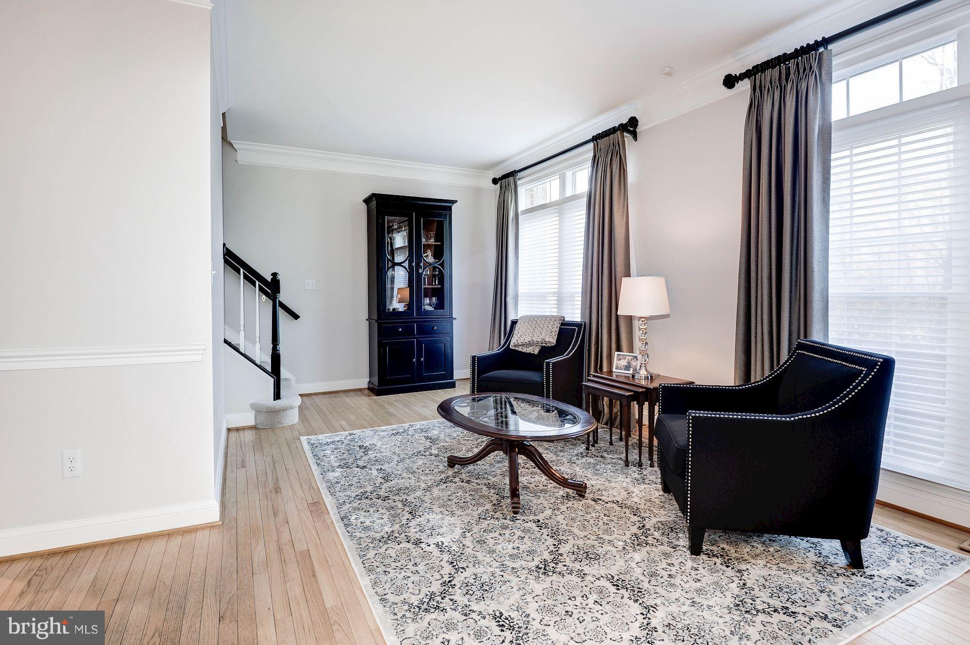 1303 Sundial Drive Reston, VA 20194 - Photo 15 of 30 Living Room