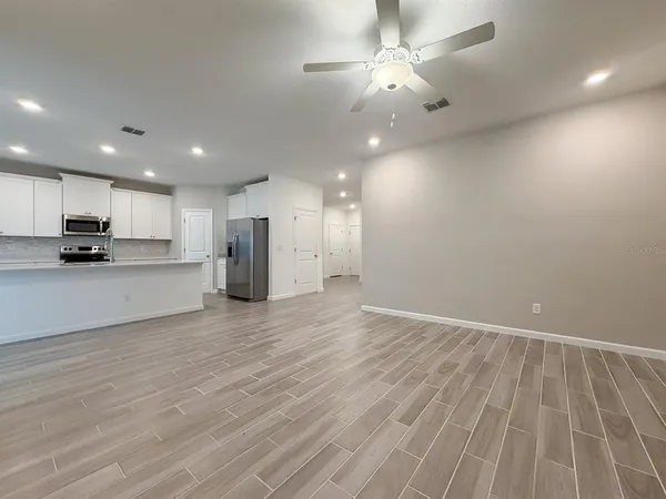 $2,795 | 2258 Northwest 89 Drive, Gainesville, FL 32606