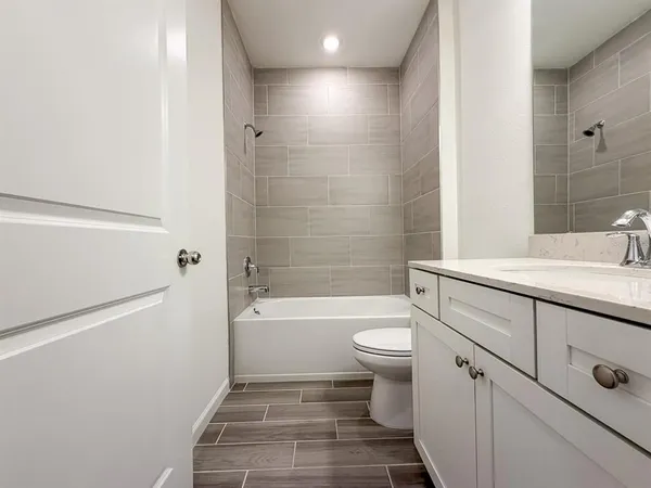 $2,795 | 2258 Northwest 89 Drive, Gainesville, FL 32606