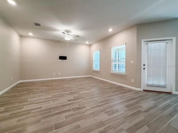 $2,795 | 2258 Northwest 89 Drive, Gainesville, FL 32606