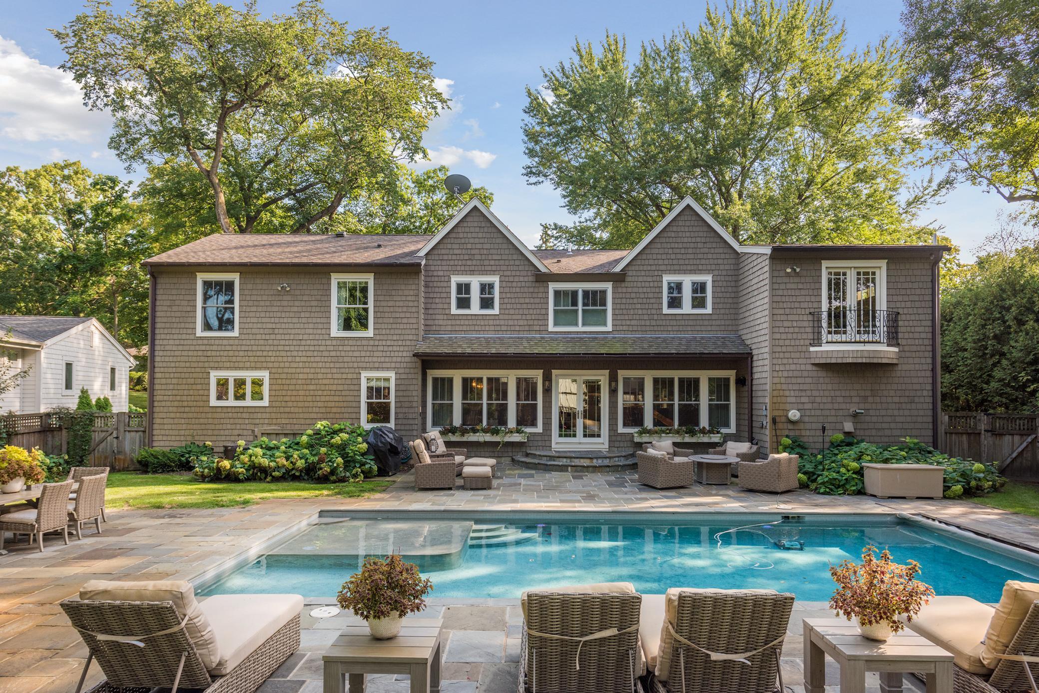 20540 Carson Road Deephaven, MN 55331 - Photo 3 of 66