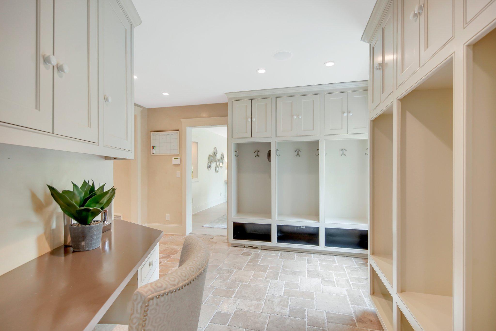 20540 Carson Road Deephaven, MN 55331 - Photo 21 of 66