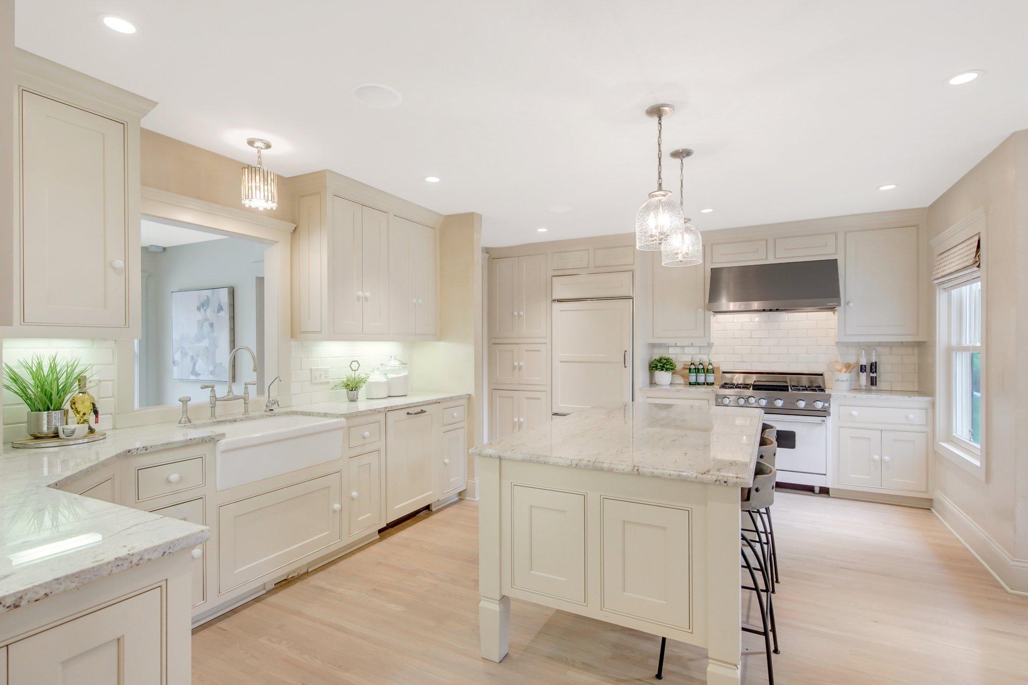 20540 Carson Road Deephaven, MN 55331 - Photo 10 of 66