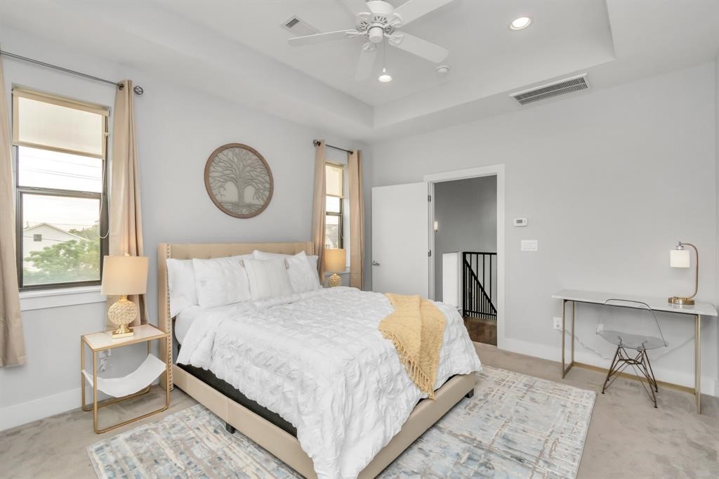 2119 Hadley Street Houston, TX 77003 - Photo 13 of 29 Master Suit