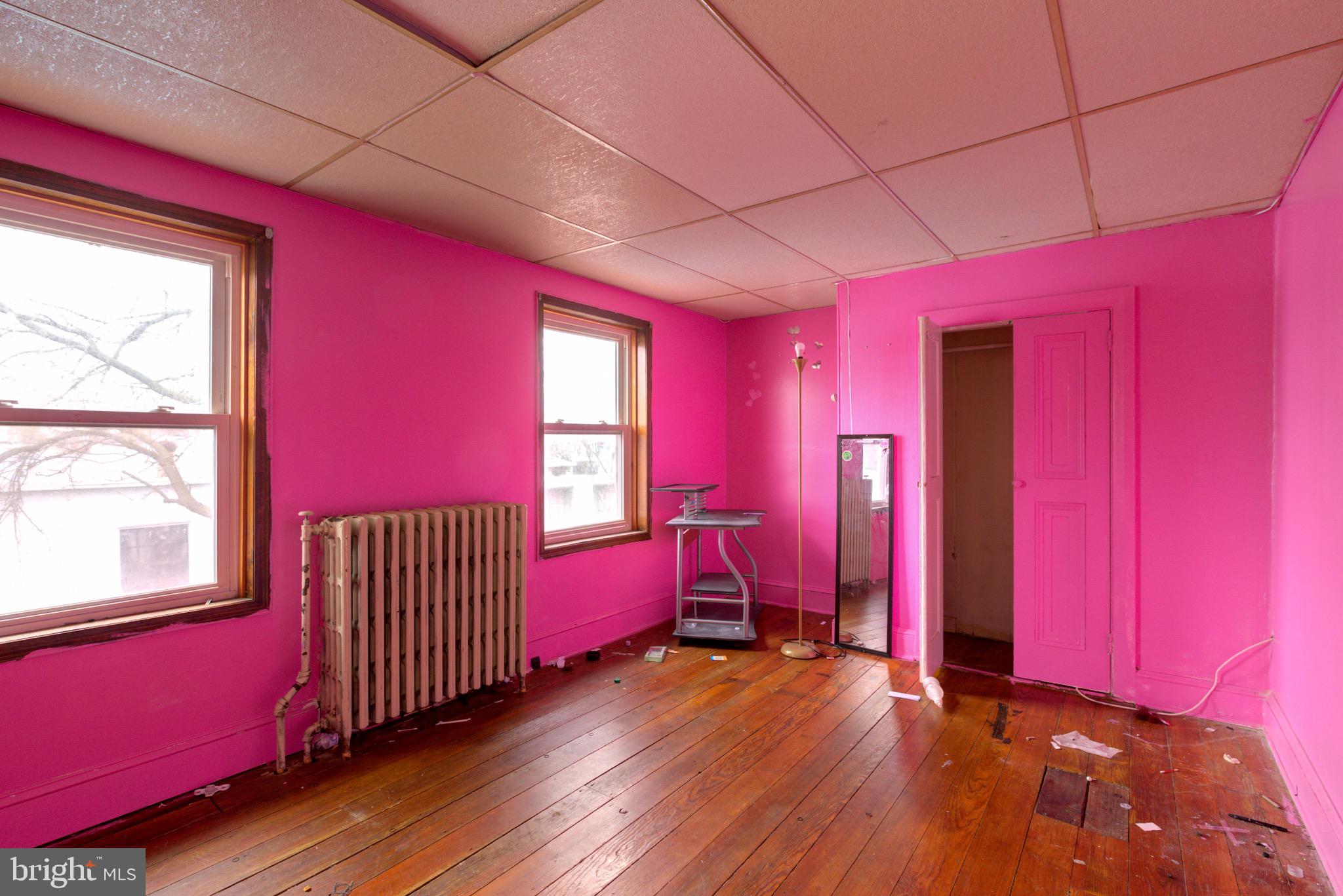 15 7th Street Brookhaven, PA 19015 - Photo 20 of 33 a view of a room with wooden floor and windows